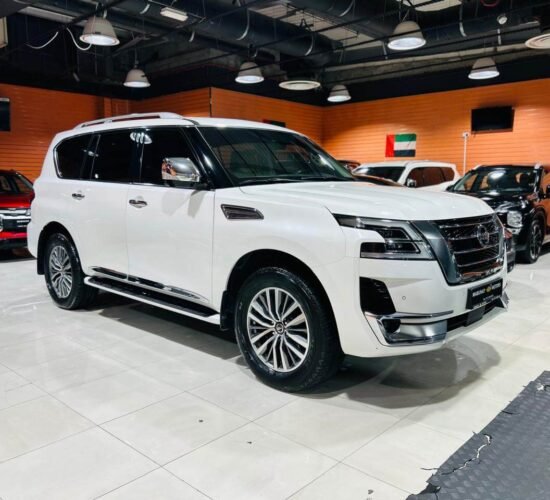 Nissan Patrol LE Platinum White 2021 6 Cylinder 4.0L – GCC Specification