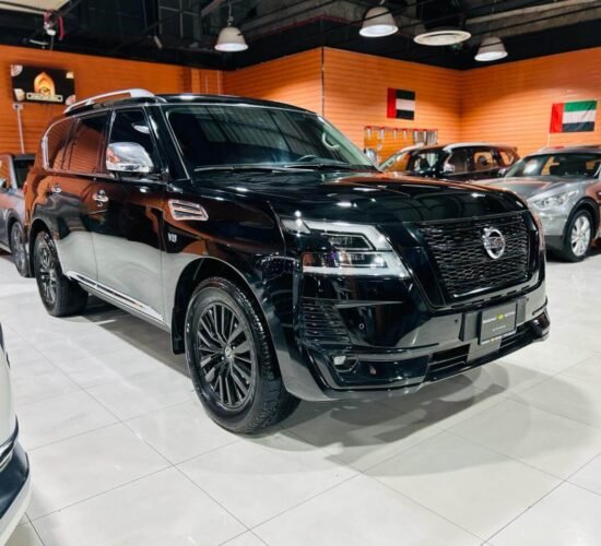 Nissan Patrol LE Platinum Black 2021 V8 5.6L – GCC Specification