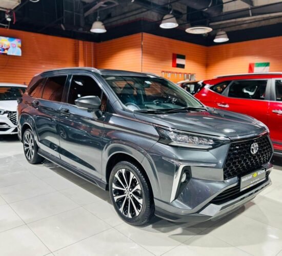 Toyota Veloz Gray 2024 4 Cylinder 1.5L – GCC Specification