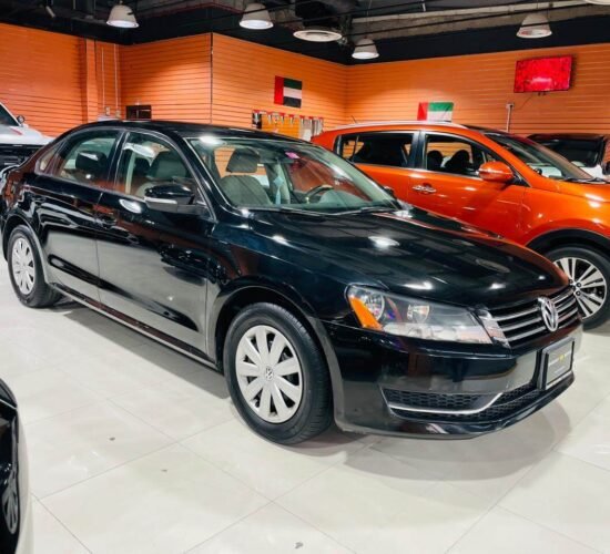 Volkswagen Passat Black 2012 – GCC Specification